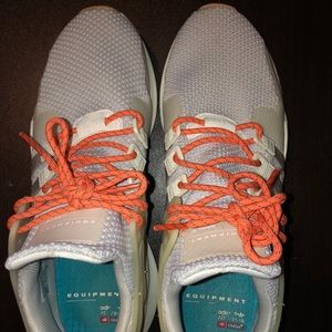 Adidas equipment support